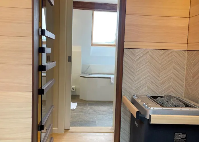 レーバース プフルク 3*