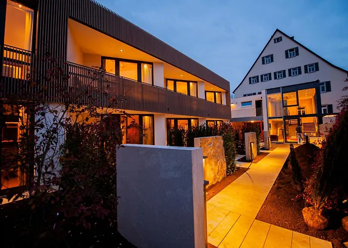 レーバース プフルク ホテル